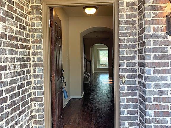 3rd image of 9421 Jerico Dr