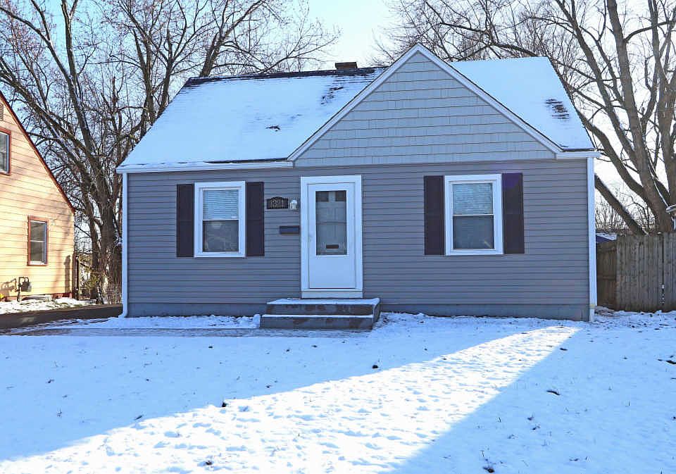 1st image of 1321 Carolyn Ave