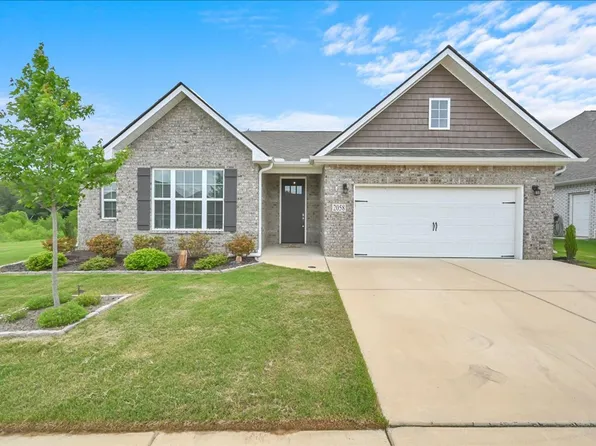 2058 Austin Dr N #E, Cullman, AL 35058