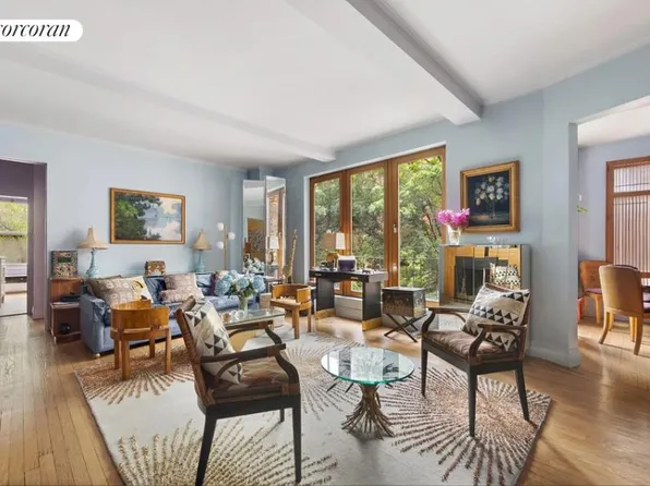 242 E 19th St, Manhattan, NY 10003