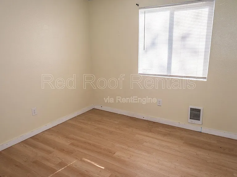 3411 92nd St S #15 — Photo 10