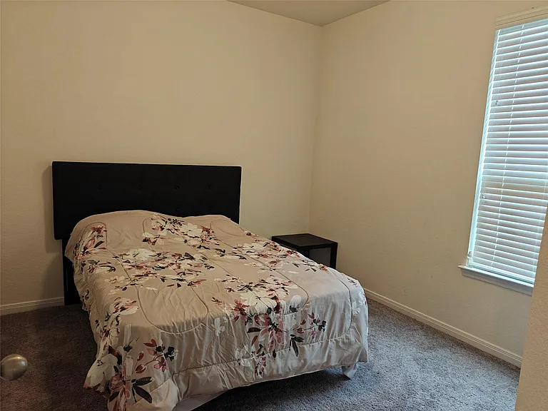 1270 Glendora Dr — Photo 16
