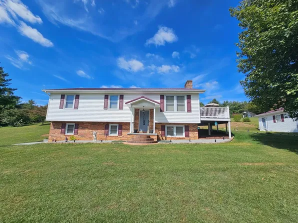 197 Grand Oaks Ln, Independence, VA 24348