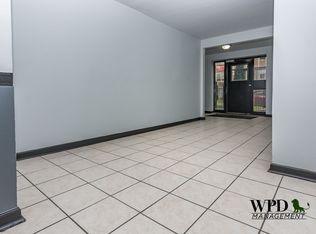 7549 S Essex Ave, Chicago, IL 60649