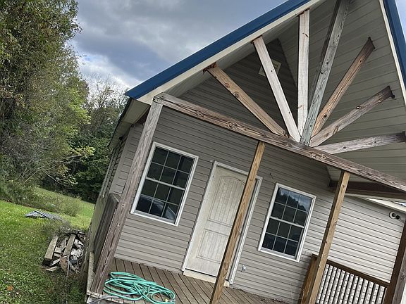 5th image of 7045 Short Mountain Rd