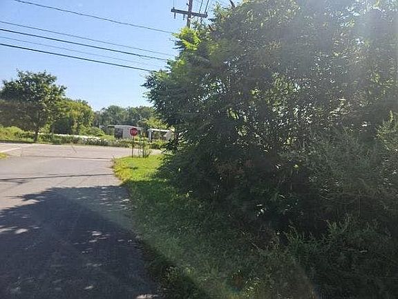 4th image of 6249 State Highway 5s