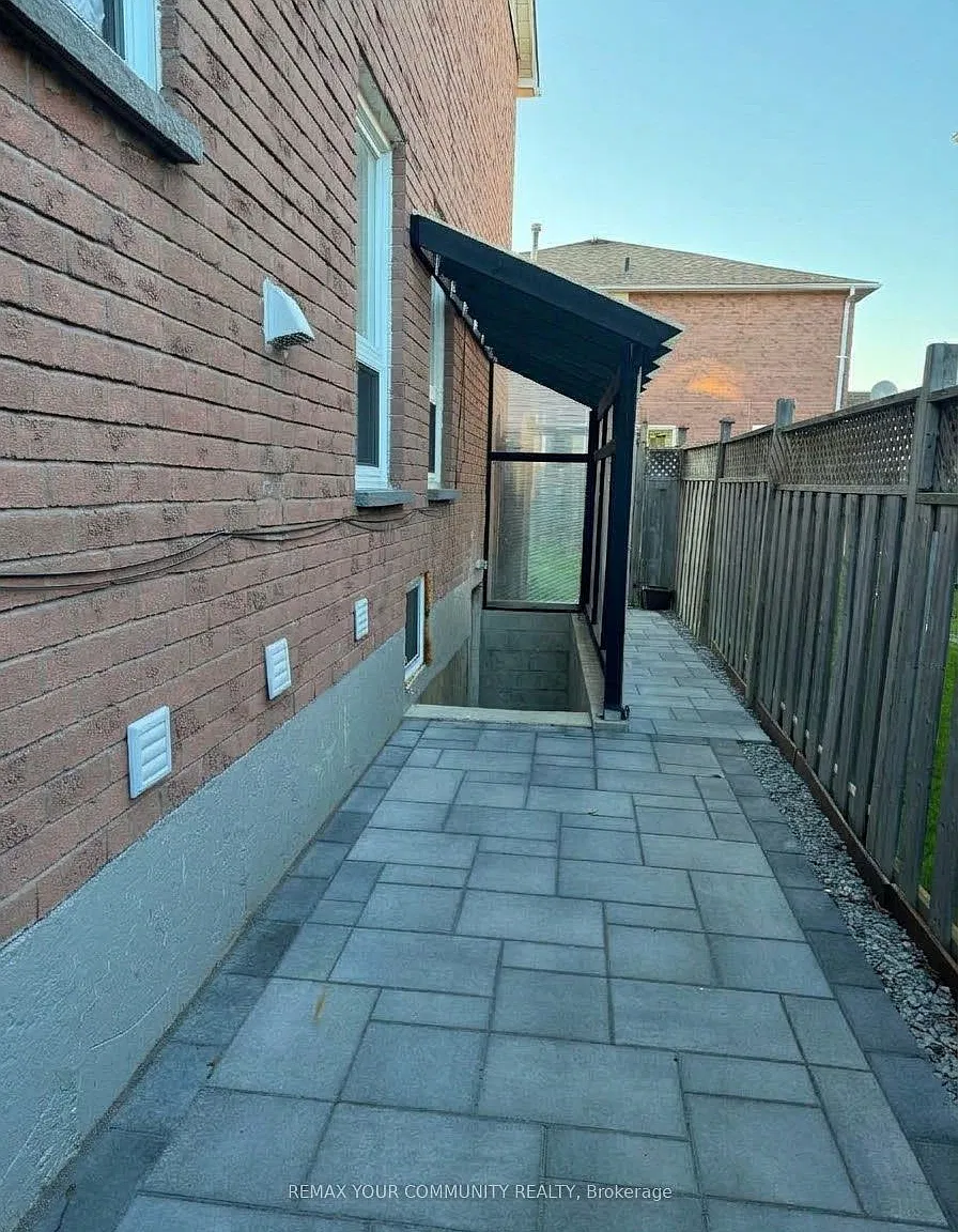2 bed, $1,700 — Photo 2