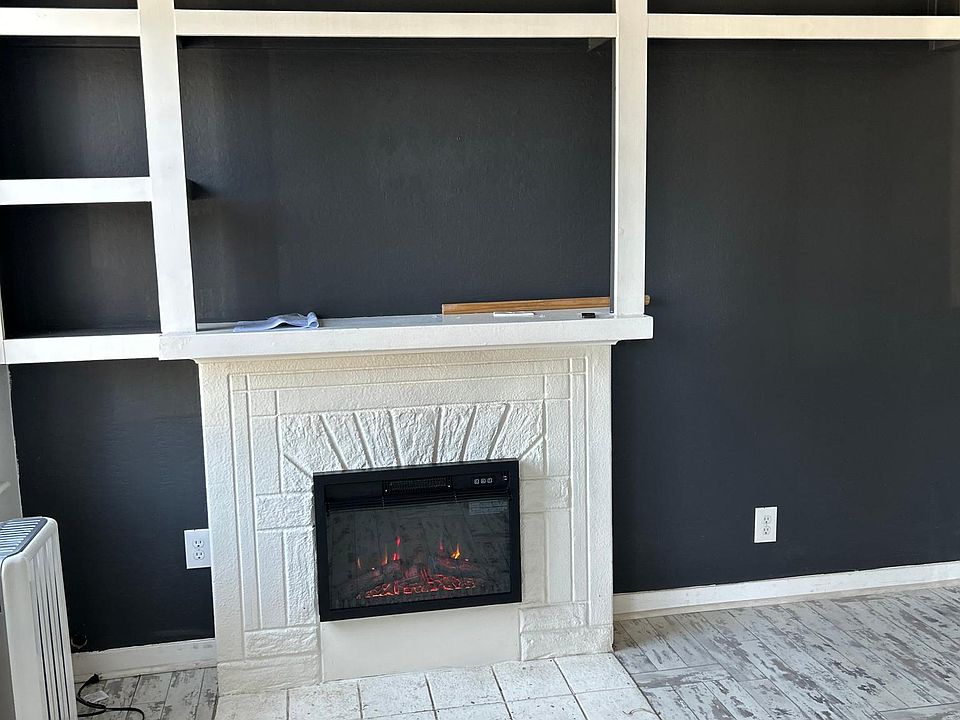 1st image of 533 University Ave #1