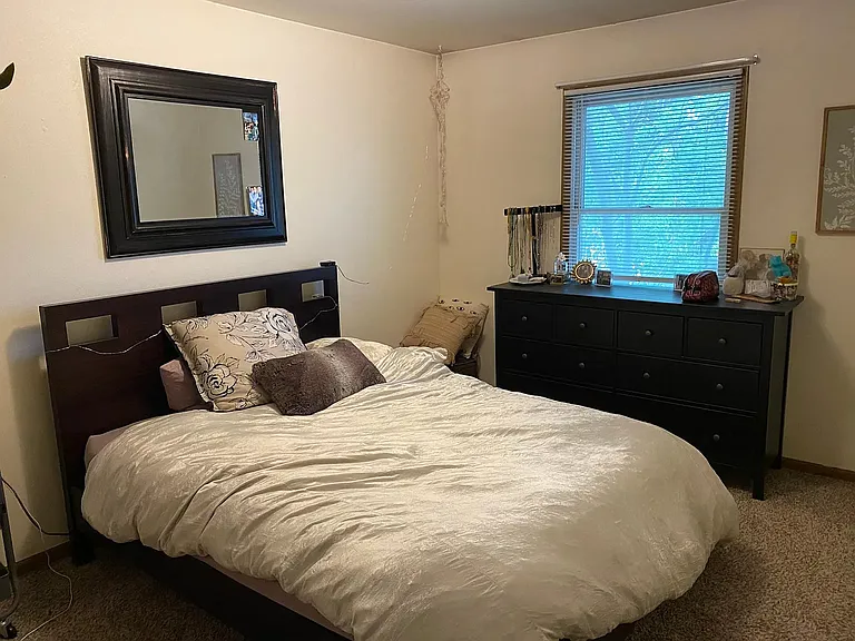 1023 Kearney St — Photo 7