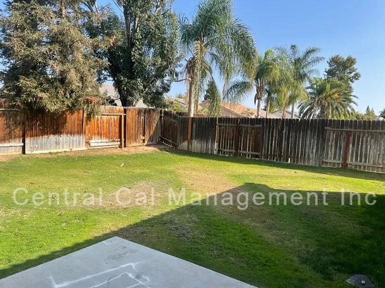 11902 Cedar Bluff Ave — Photo 24