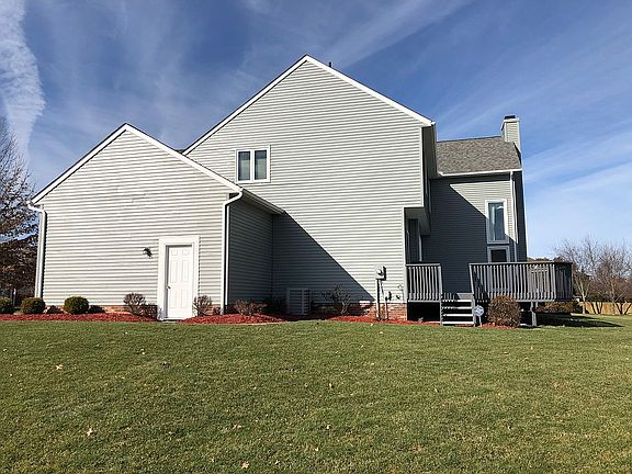 Large deck and 1/2 acre