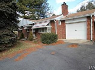 1381 S Krocks Rd, Allentown, PA 18106