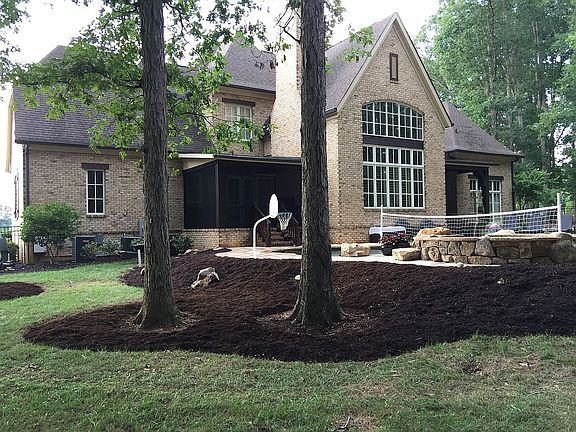 4th image of 6426 Bascale Ln