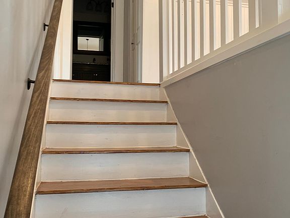 2nd image of 1118 W Huisache Ave #201