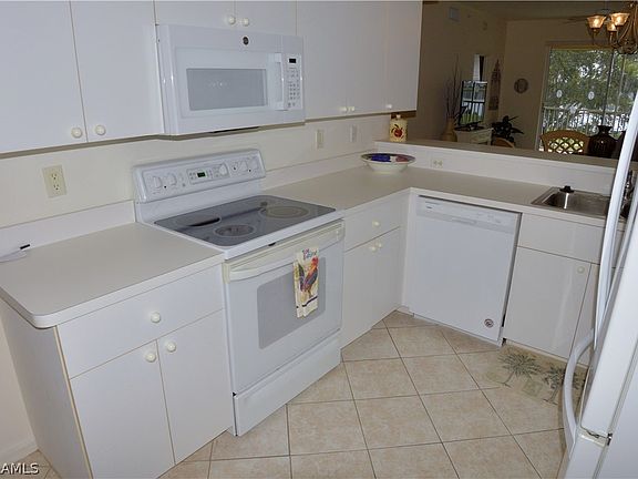 4th image of 8076 Queen Palm Ln S #435
