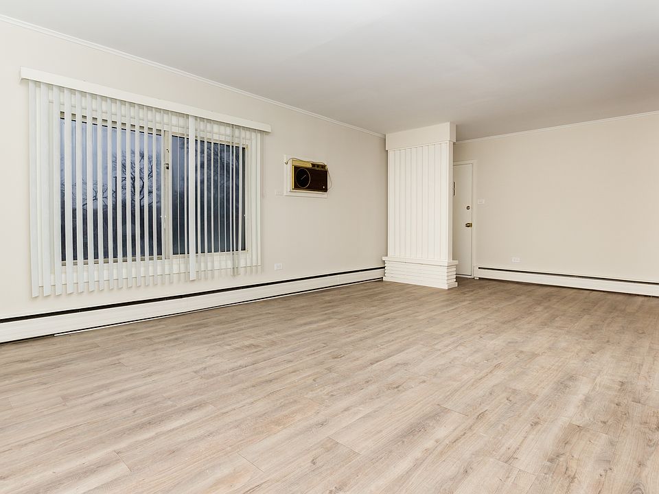 1st image of 5565 W 95th St #2C