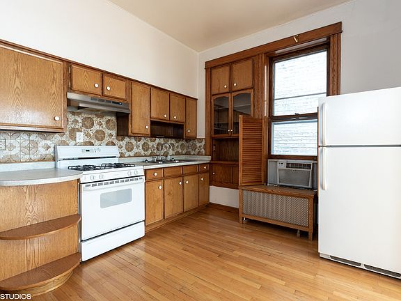5th image of 1514 W Wilson Ave APT 2A