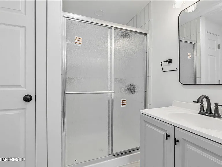 82 Neptune Ave #1/2 — Photo 21