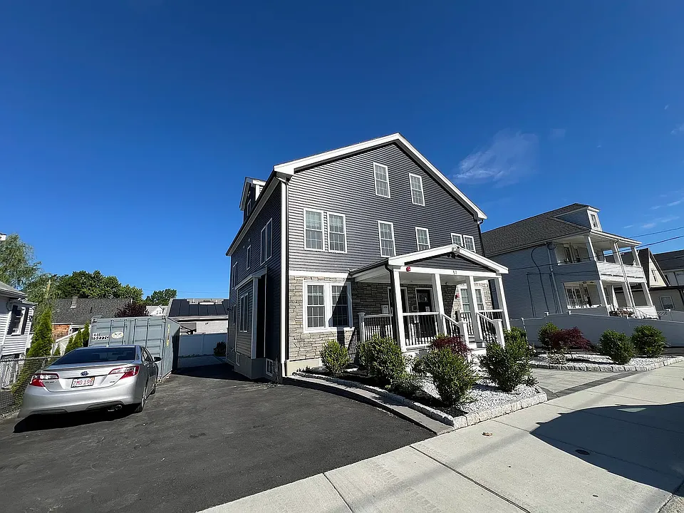 51 Victoria St