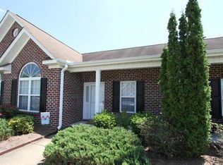 140 E2 Oak Towne Dr, Greenville, NC 27858