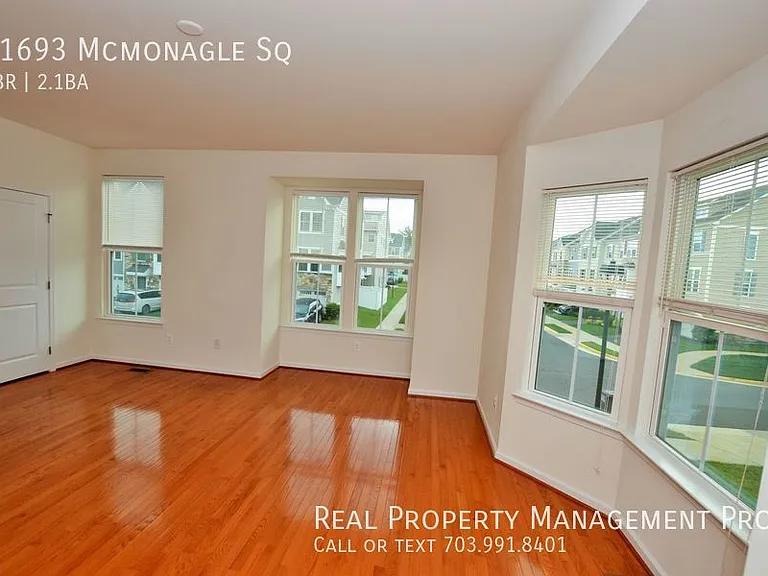 41693 McMonagle Sq — Photo 10
