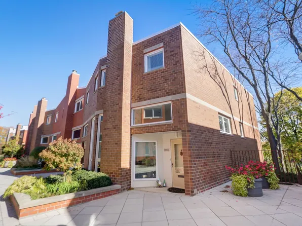 1205 Central St APT A, Evanston, IL 60201