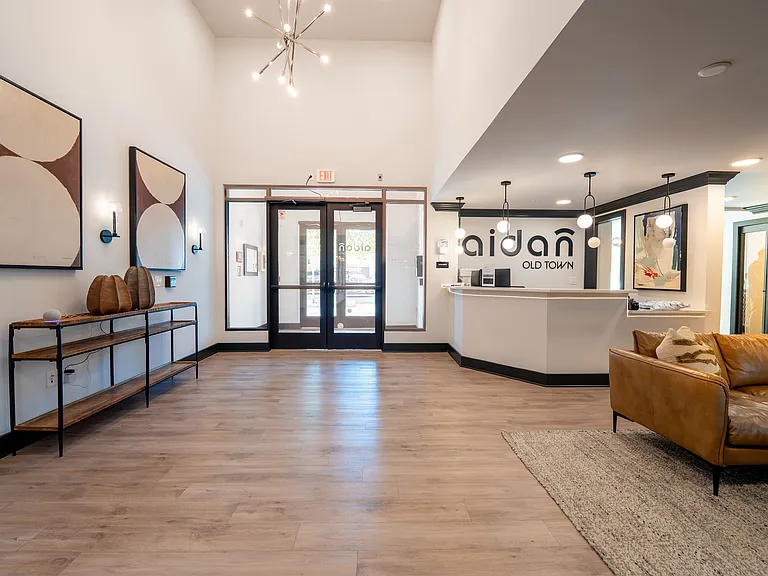 701 N Henry St #400 — Photo 37
