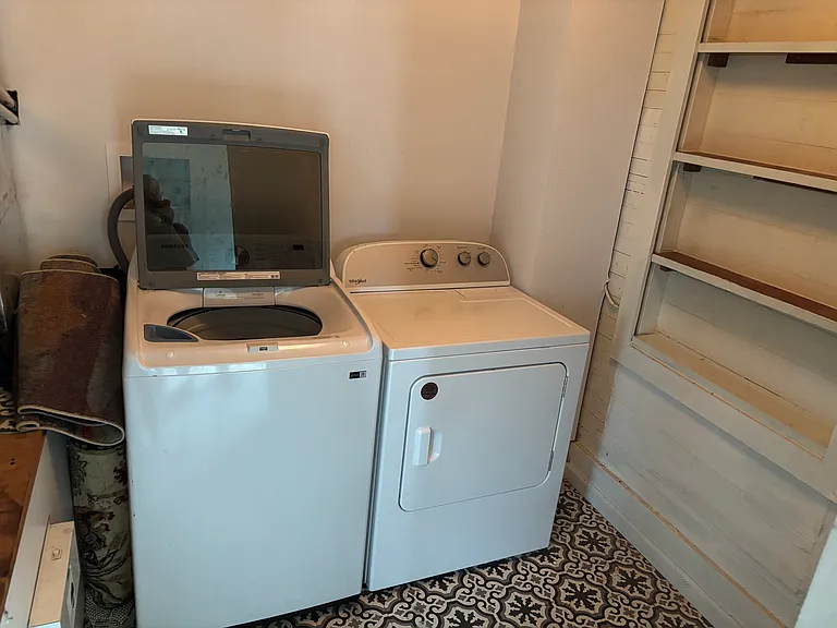 437 W Magnolia Ave #1 — Photo 9