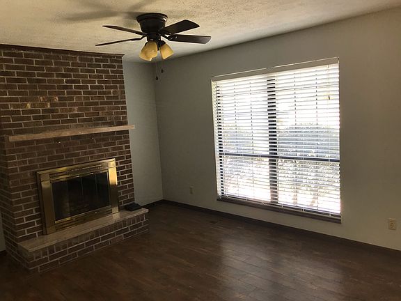 2nd image of 7105 Periwinkle Rd