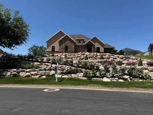 2675 E Bybee Dr, Ogden, UT 84403