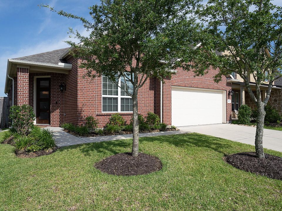1st image of 8807 Arch Rock Dr