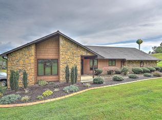 585 Lynn Rd, Blountville, TN 37617