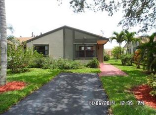 8017 NW 41st Ct, Sunrise, FL 33351