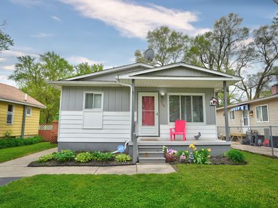 2368 E Boatfield Ave, Burton, MI, 48529