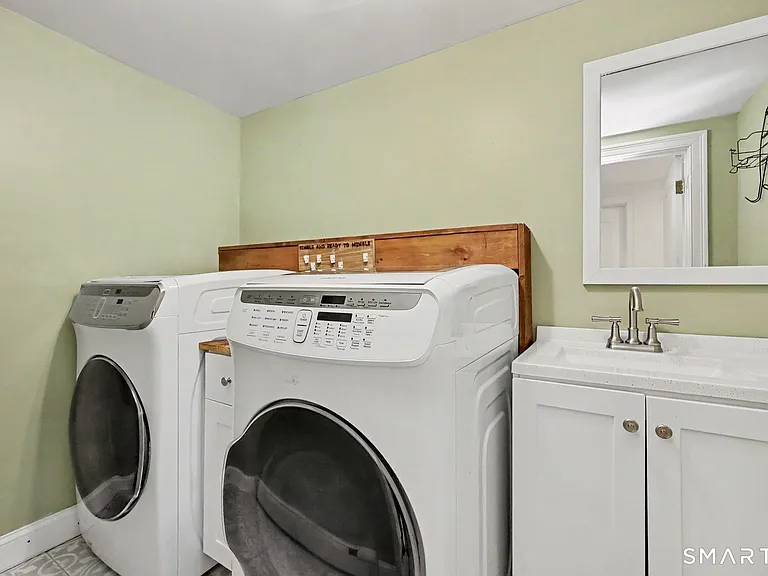 130 W Norwalk Rd — Photo 27