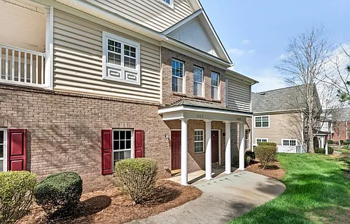 12008 Bordeaux St Photo 1