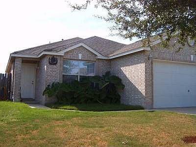 1st image of 104 Castellanos Ct