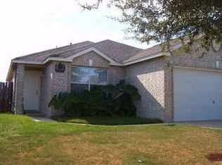 104 Castellanos Ct, Laredo, TX 78045