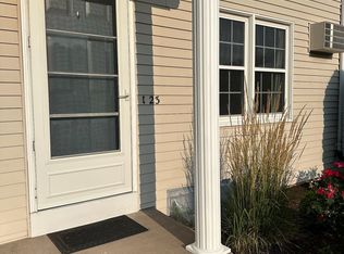 400 N Main St APT 23, Manchester, CT 06042