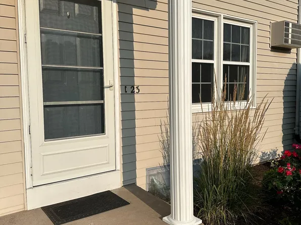 400 North Main Street #23, Manchester, CT 06042