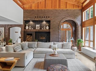 391 Crockett Ridge Rd, Norway, ME 04268