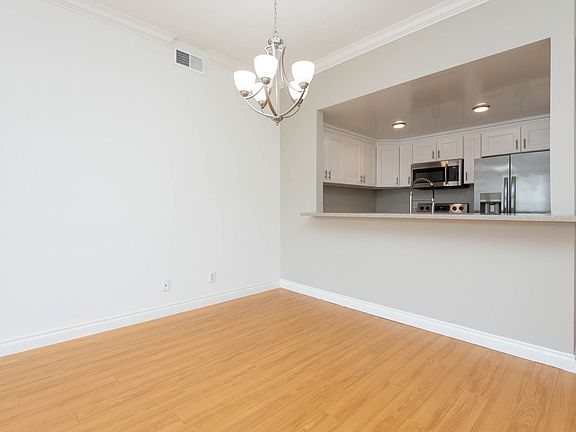 3rd image of 11757 Kiowa Ave APT 2