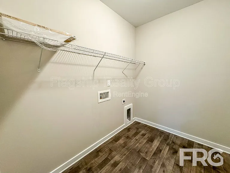 1400 S Taylor St — Photo 14