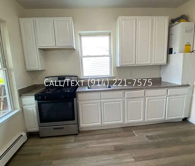 70 Ash St #3Y — Photo 2