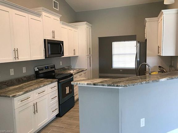 5th image of 3001 Tena Ave N