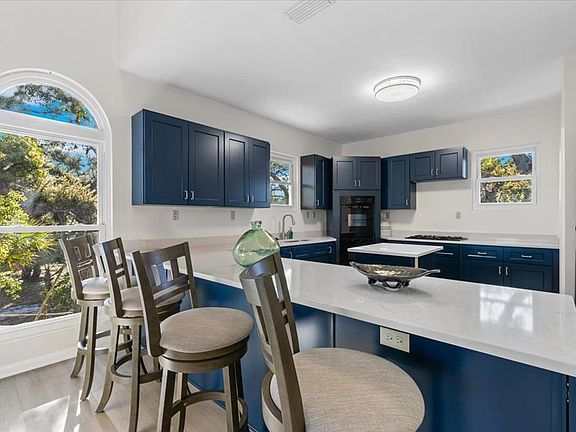 5th image of 16431 SW 120th Pl