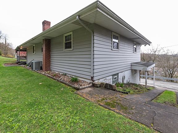 5th image of 242 N 5th St