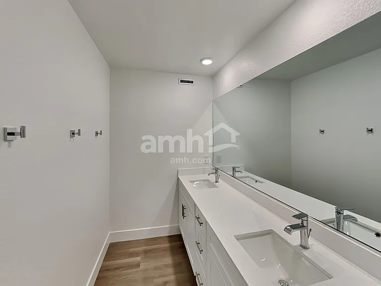 4594 Camden Bridge St — Photo 19