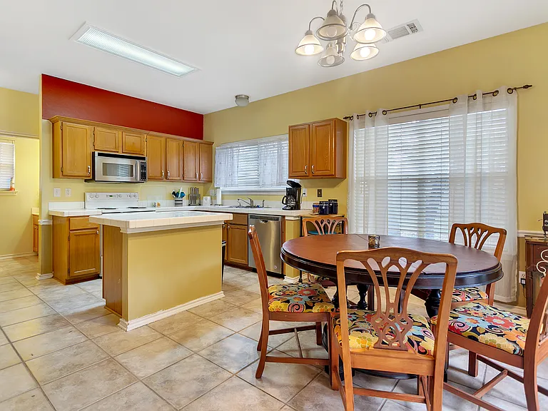12215 Stable Ridge Dr — Photo 9