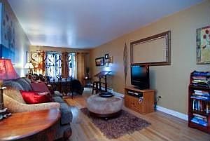 2nd image of 420 W Aldine Ave APT 301